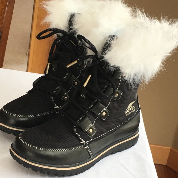 SOLD Cozy Joan X Celebration Limited Edition $150 - Picture 2 of 6